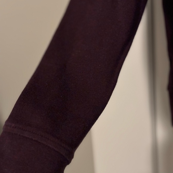 Men’s Burberry sweatshirt- burgundy color quarter zip. Good used condition - Picture 5 of 5